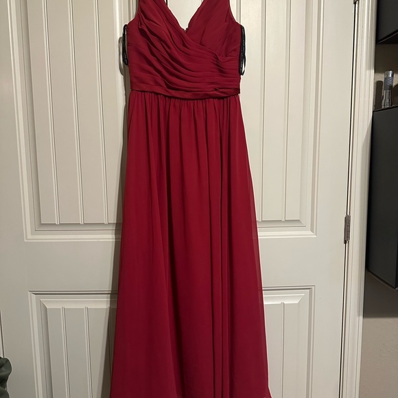 David’s bridal candy apple red bridesmaids dress unaltered size 10 - Picture 3 of 4